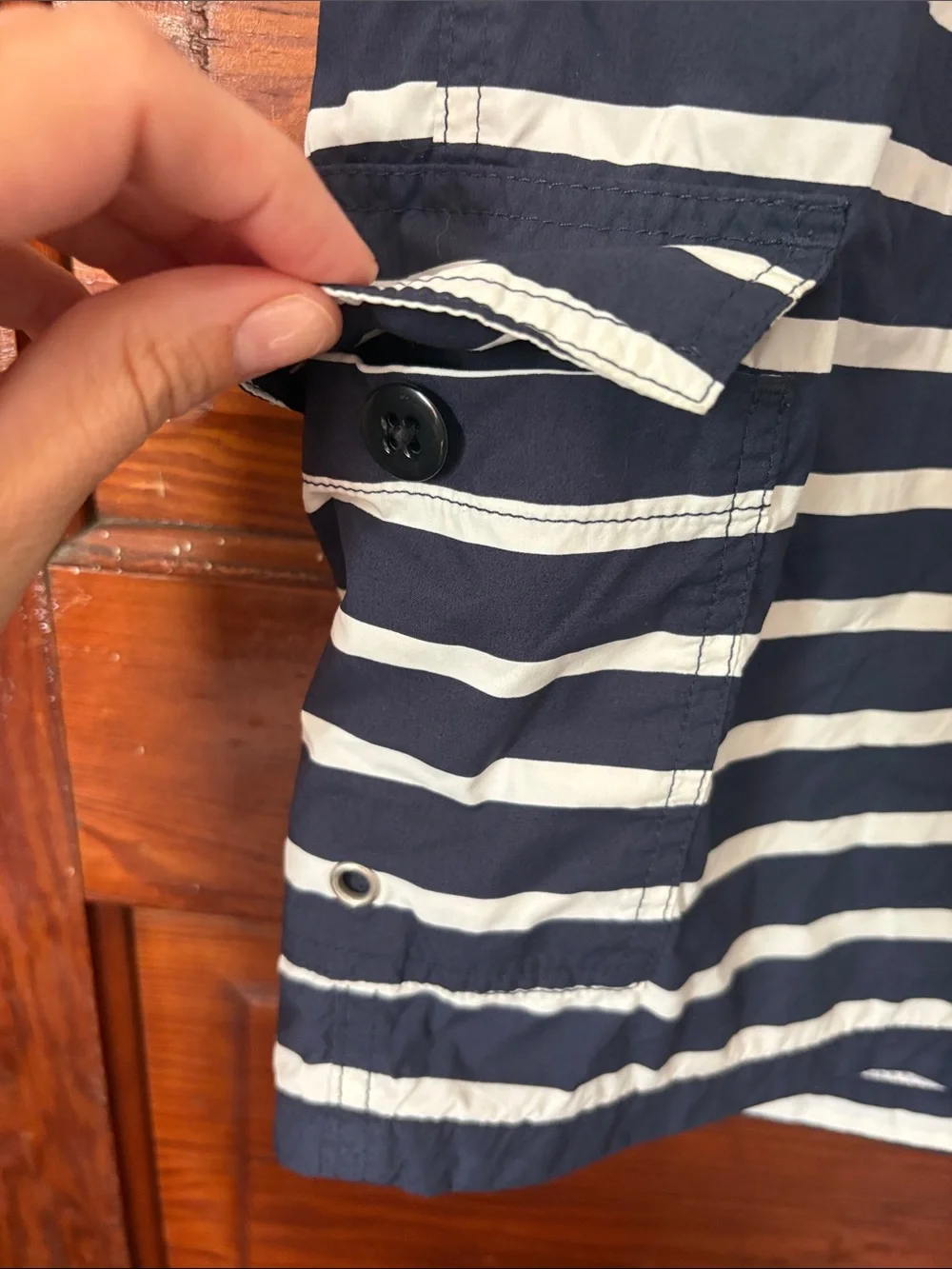 J. Crew Men's Size 32 Navy Blue Striped Lined Swimming Trunks With Drawstrings